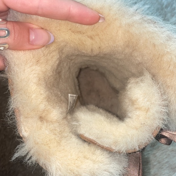 Ugg Boots - Picture 4 of 6